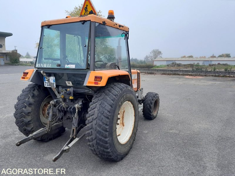 TRACTEUR RENAULT 750MI 12532 heures 1995 - Farm tractor: picture 5 TRACTEUR RENAULT 750MI 12532 heures 1995 - Farm tractor: picture 5