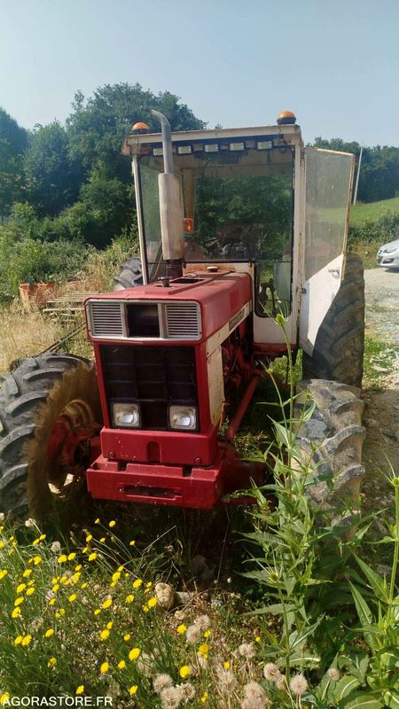 Tracteur CASE IH - 1975 - 763heures - Farm tractor: picture 1 Tracteur CASE IH - 1975 - 763heures - Farm tractor: picture 1