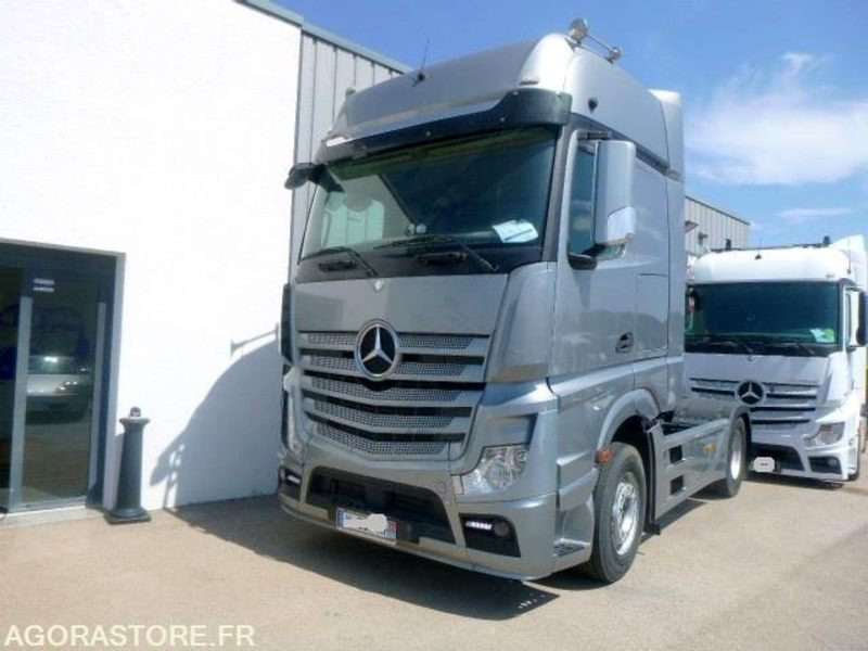 MERCEDES ACTROS 1845 GRANDE CABINE - 2012 - IMMATRICULATION SLOVENE - TB ETAT - Tractor unit: picture 1 MERCEDES ACTROS 1845 GRANDE CABINE - 2012 - IMMATRICULATION SLOVENE - TB ETAT - Tractor unit: picture 1