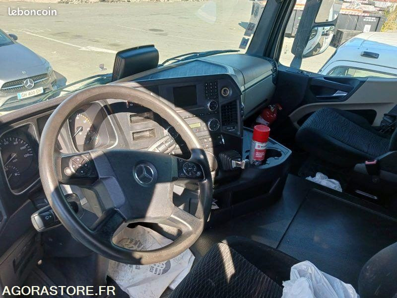 TRACTEUR MERCEDES ACTROS 1843 - Tractor unit: picture 2 TRACTEUR MERCEDES ACTROS 1843 - Tractor unit: picture 2