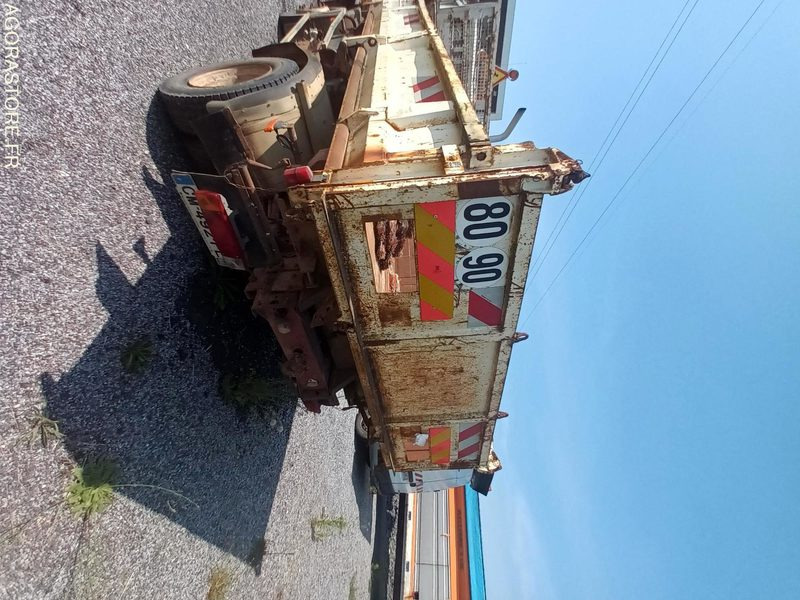 CAMION RENAULT 4X2 BENNE mid lightner - Truck: picture 3 CAMION RENAULT 4X2 BENNE mid lightner - Truck: picture 3