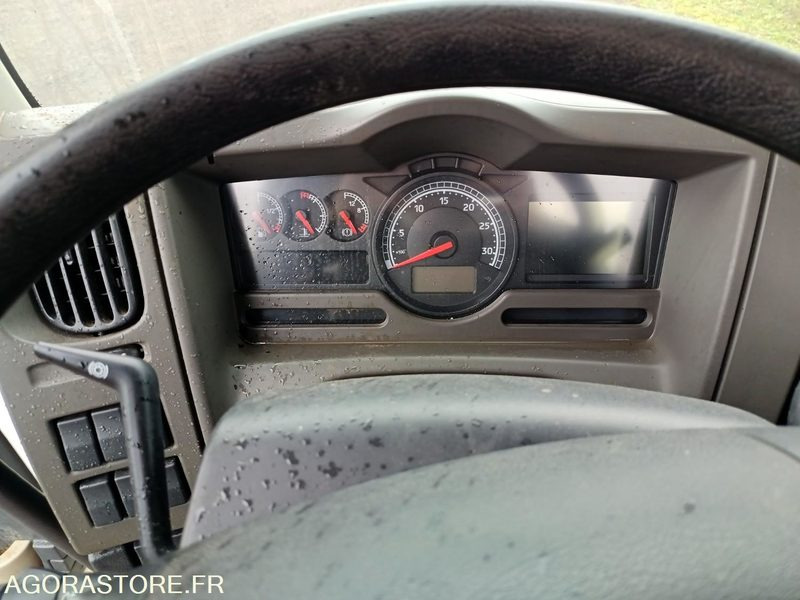 Camion 16 tonnes Renault Midlum BF 296 VM - Truck: picture 5 Camion 16 tonnes Renault Midlum BF 296 VM - Truck: picture 5