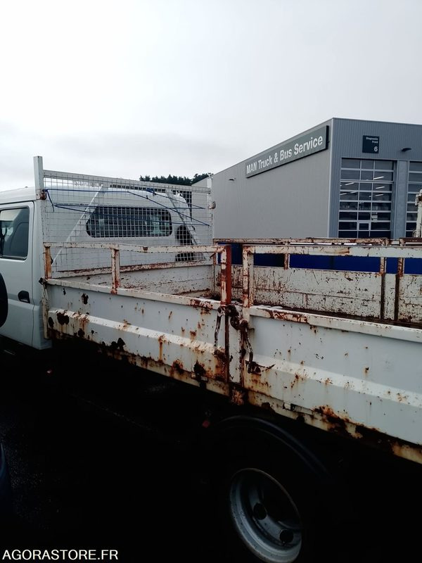 MITSUBISHI CANTER ( MOTEUR HS ) - Truck: picture 5 MITSUBISHI CANTER ( MOTEUR HS ) - Truck: picture 5