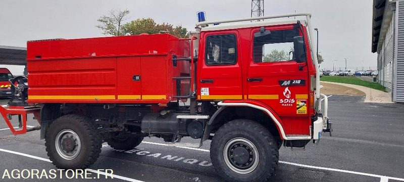 RENAULT M210 4X4 - Truck: picture 1 RENAULT M210 4X4 - Truck: picture 1