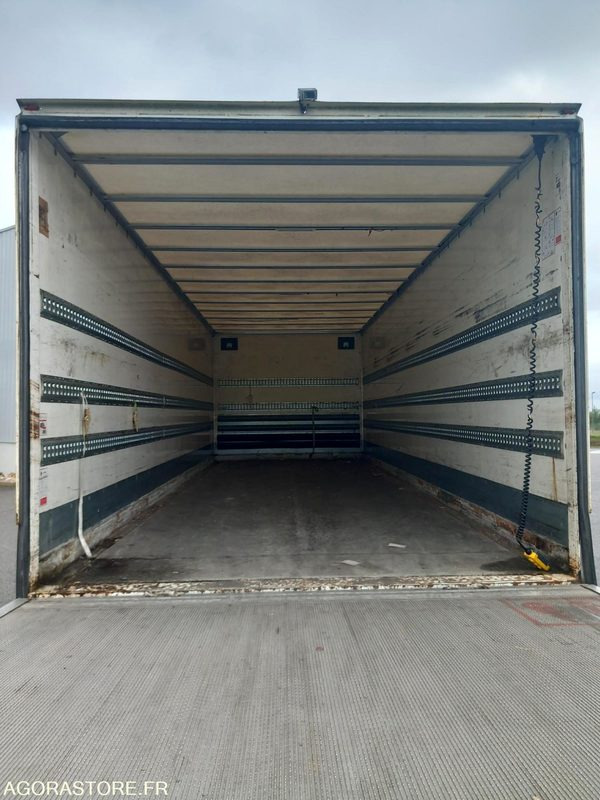 RENAULT MIDLUM 220 12T - 2013 - 301000 Kms - Truck: picture 5 RENAULT MIDLUM 220 12T - 2013 - 301000 Kms - Truck: picture 5