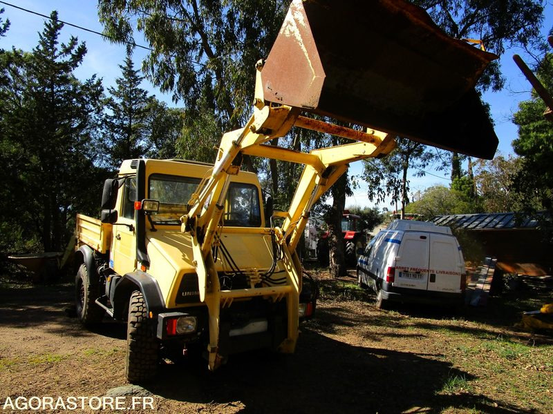 Unimog U140 - 1994 - 115 000km - TRES BON ETAT - Backhoe loader: picture 1 Unimog U140 - 1994 - 115 000km - TRES BON ETAT - Backhoe loader: picture 1