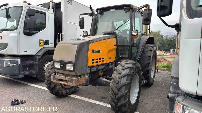 VALTRA 6250-4 - 2003 - 9982 h - Farm tractor: picture 2 VALTRA 6250-4 - 2003 - 9982 h - Farm tractor: picture 2