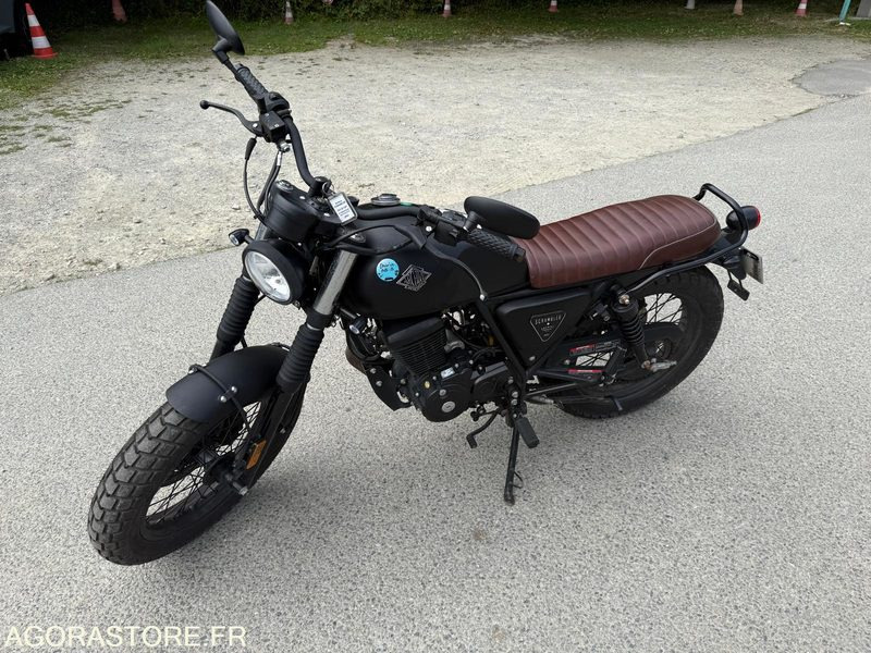 VÉHICULE RÉCUPÉRABLE A QUIBERON - 1 Moto 125cc Scrambler AM64 - Archive - Motorcycle: picture 1 VÉHICULE RÉCUPÉRABLE A QUIBERON - 1 Moto 125cc Scrambler AM64 - Archive - Motorcycle: picture 1