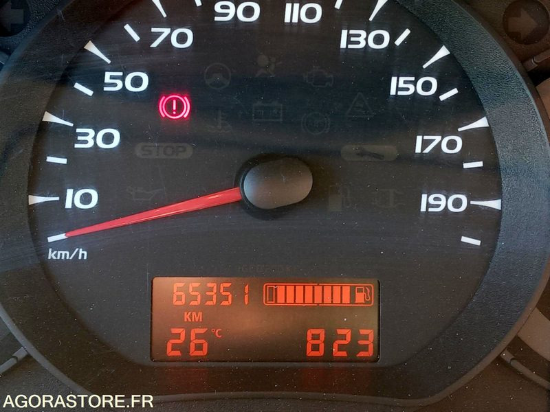 VEHICULE RENAULT KANGOO 1.5 DCI - 65351KMS - 2010 - Car: picture 5 VEHICULE RENAULT KANGOO 1.5 DCI - 65351KMS - 2010 - Car: picture 5