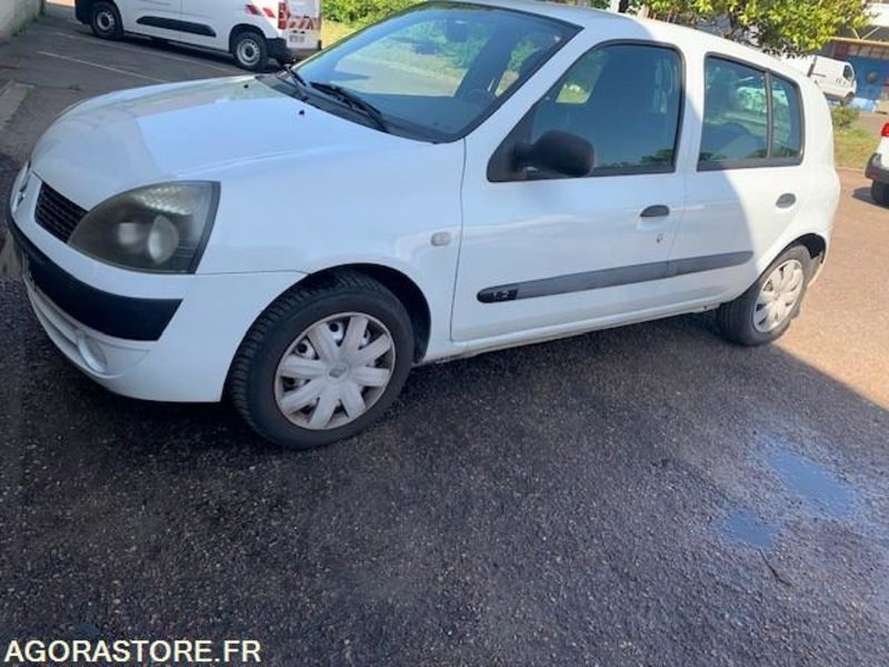 VOITURE CLIO RENAULT roulante - Car: picture 1 VOITURE CLIO RENAULT roulante - Car: picture 1