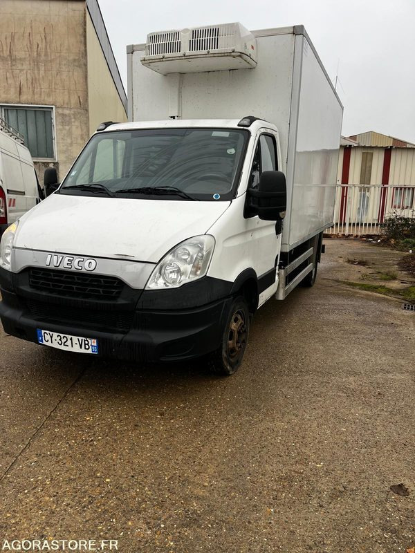 Iveco 35c13 frigorifique 185000km 2013 - Refrigerated van: picture 1 Iveco 35c13 frigorifique 185000km 2013 - Refrigerated van: picture 1