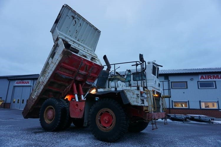 CAT 769 D - Rigid dumper/ Rock truck: picture 4 CAT 769 D - Rigid dumper/ Rock truck: picture 4