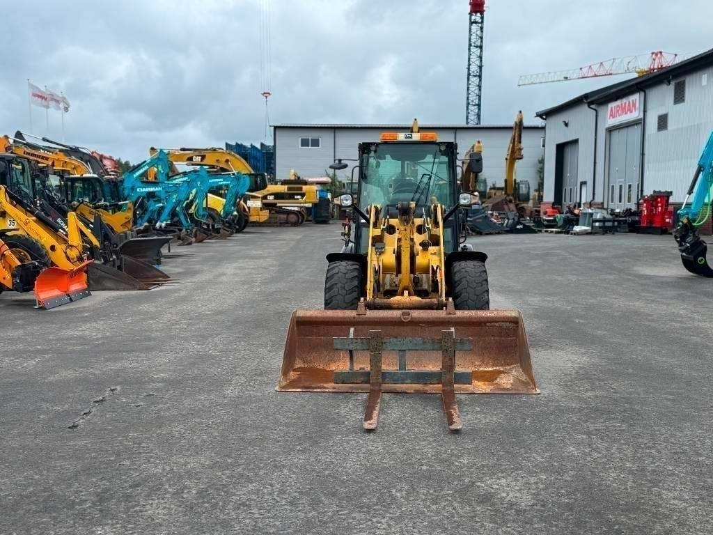 CAT 906 H 2 - Wheel loader: picture 3 CAT 906 H 2 - Wheel loader: picture 3