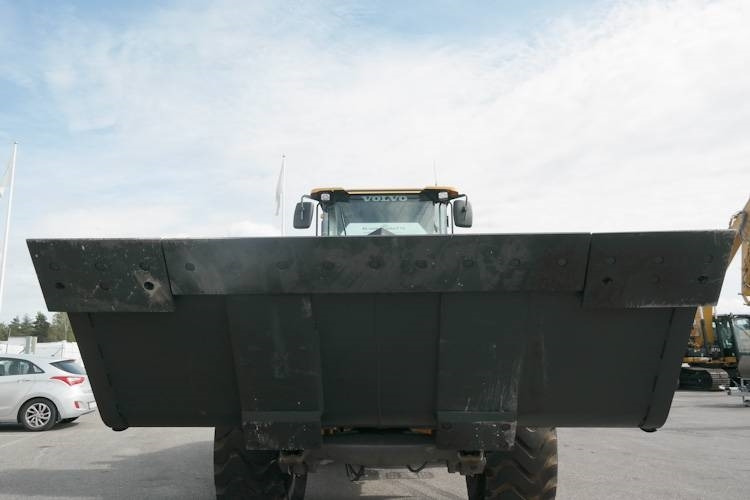 Raukoda 4,5 Kubik  - Loader bucket: picture 2 Raukoda 4,5 Kubik  - Loader bucket: picture 2