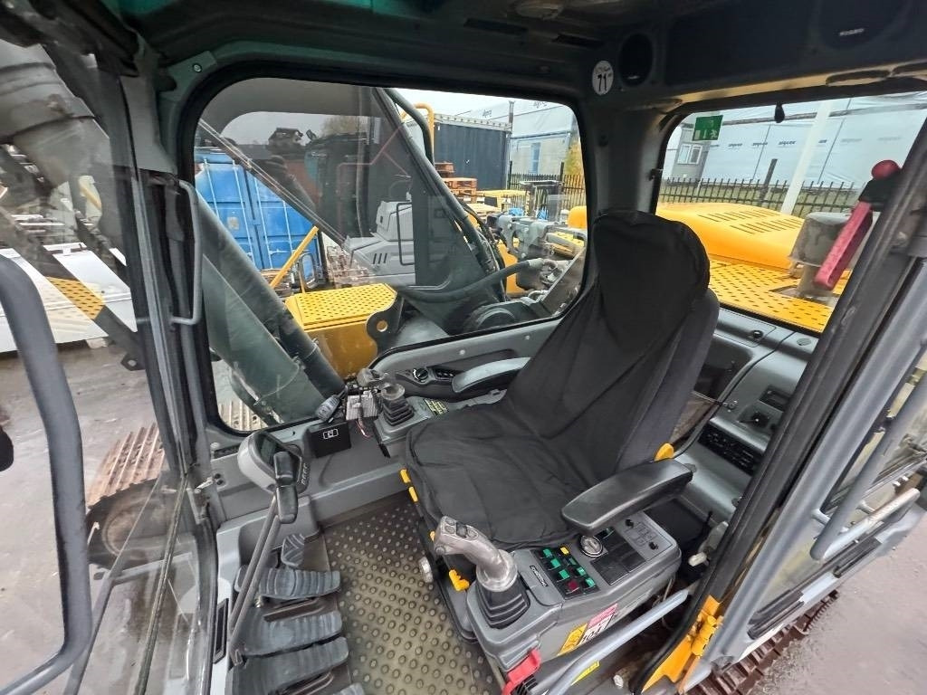 Volvo EC 290 B N LC - Crawler excavator: picture 2 Volvo EC 290 B N LC - Crawler excavator: picture 2