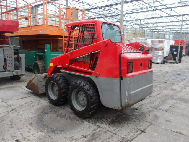 Bobcat S130 - Skid steer loader: picture 3 Bobcat S130 - Skid steer loader: picture 3