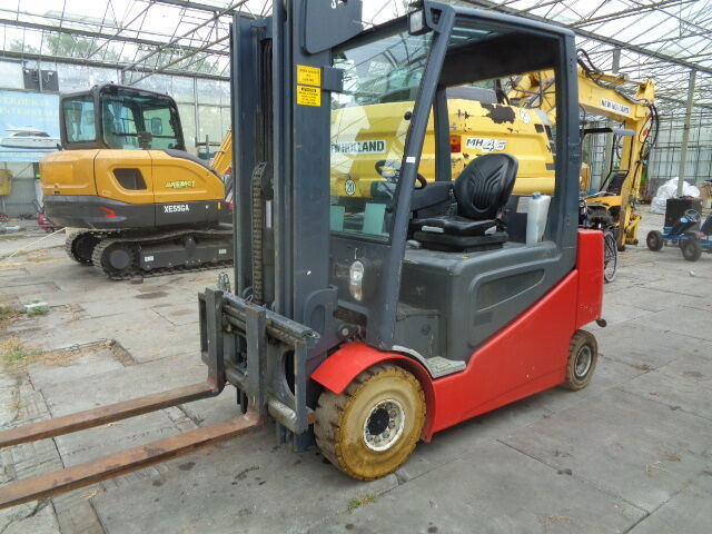 Jungheinrich EFG425 - Forklift: picture 2 Jungheinrich EFG425 - Forklift: picture 2