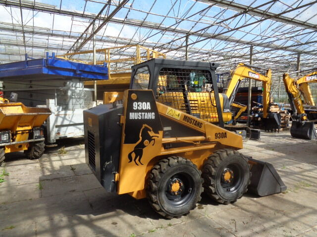 Mustang 930A - Skid steer loader: picture 2 Mustang 930A - Skid steer loader: picture 2
