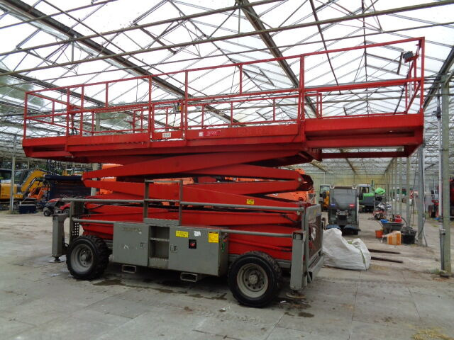 Skyjack SJ9250 - Scissor lift: picture 2 Skyjack SJ9250 - Scissor lift: picture 2