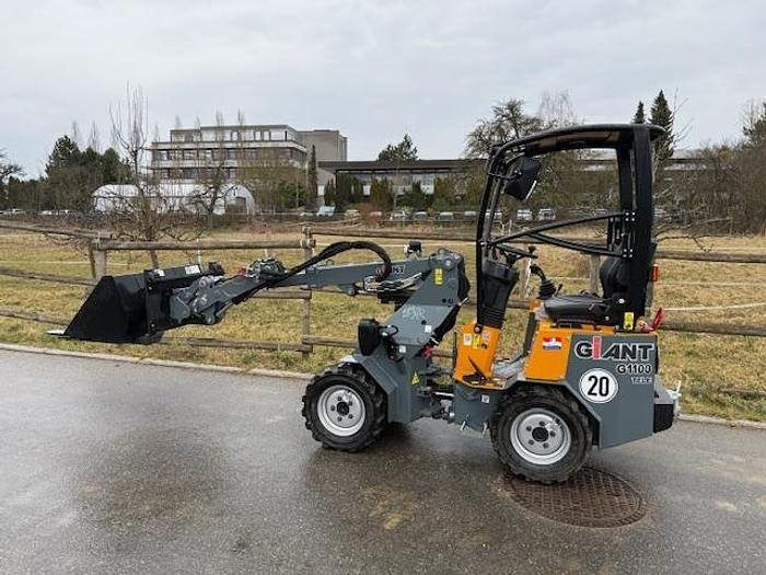 GiANT G1100 - Wheel loader: picture 2 GiANT G1100 - Wheel loader: picture 2