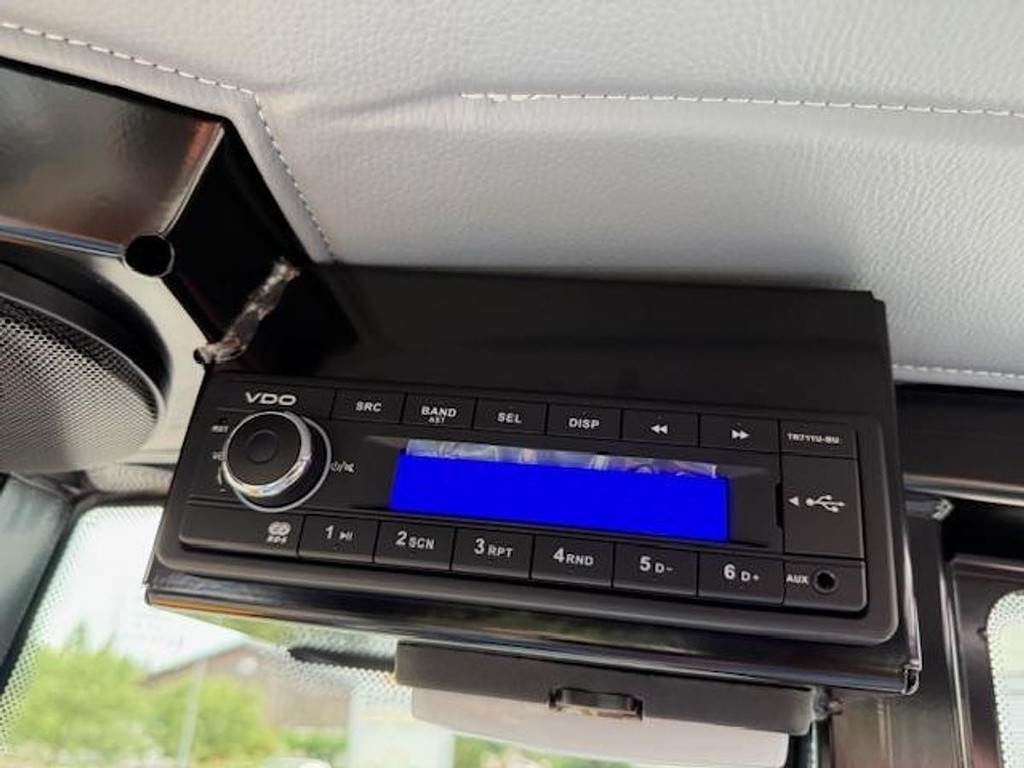 New Wheel loader GiANT G2300 X-TRA HD: picture 8