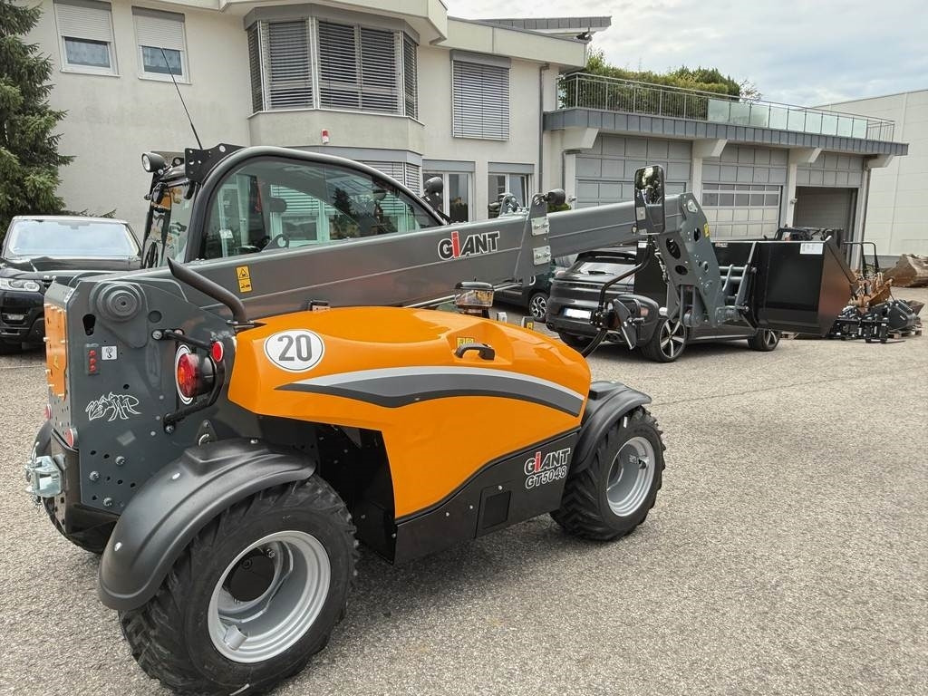 GiANT GT5048  - Telescopic handler: picture 3 GiANT GT5048  - Telescopic handler: picture 3