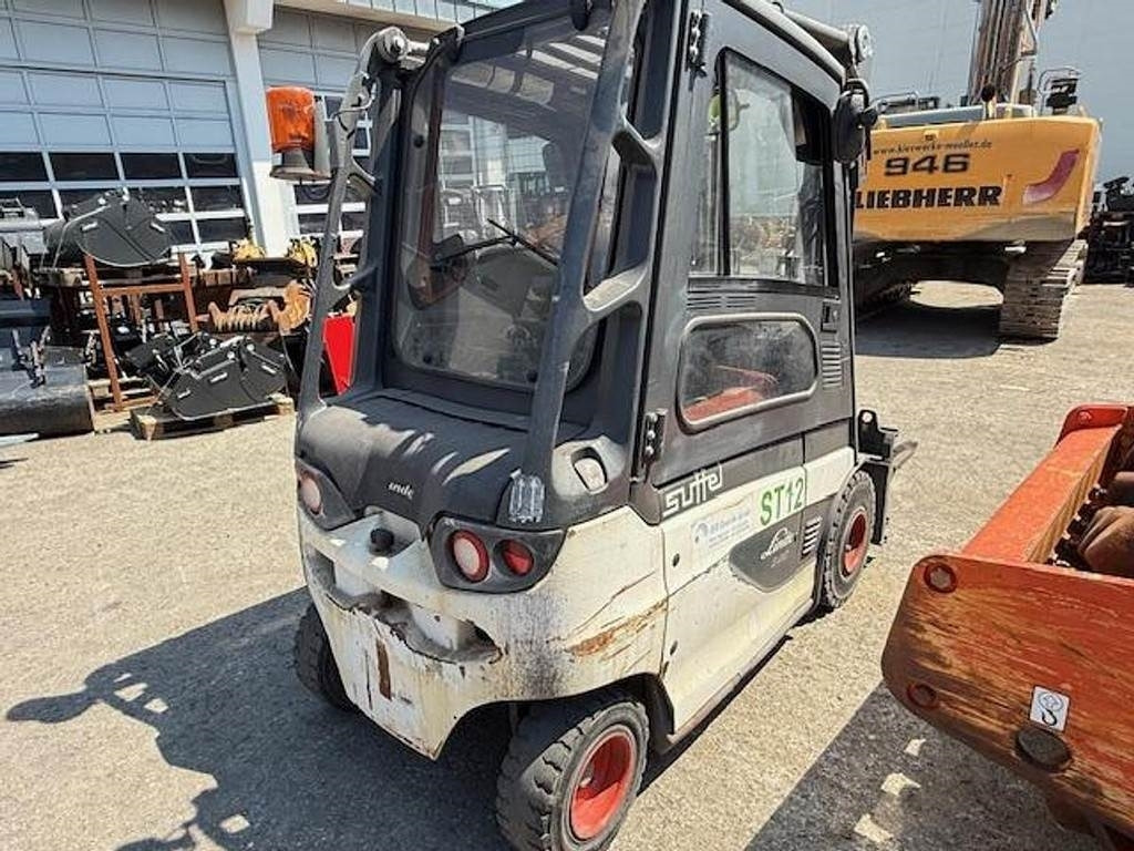 Linde E20-01  - Electric forklift: picture 3 Linde E20-01  - Electric forklift: picture 3