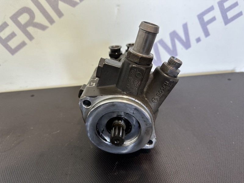 DAF XF106 - Steering pump for Truck: picture 4 DAF XF106 - Steering pump for Truck: picture 4