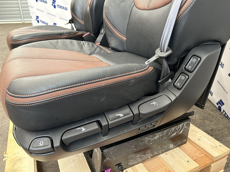 DAF driver and passenger seat set - Seat for Truck: picture 5 DAF driver and passenger seat set - Seat for Truck: picture 5
