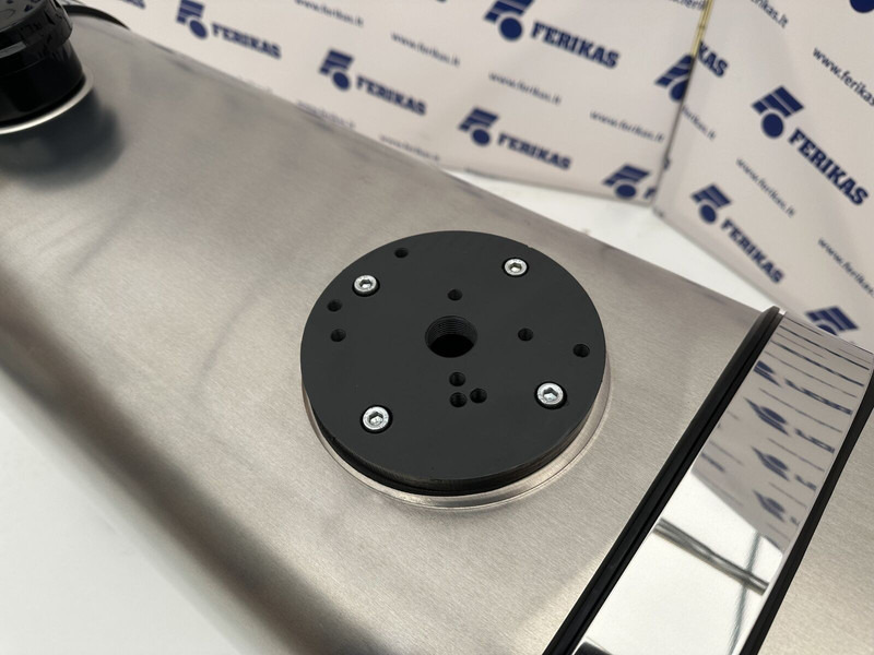 New Hydraulic tank for Truck Hydraulic aluminum oil tank 250L: picture 6 New Hydraulic tank for Truck Hydraulic aluminum oil tank 250L: picture 6