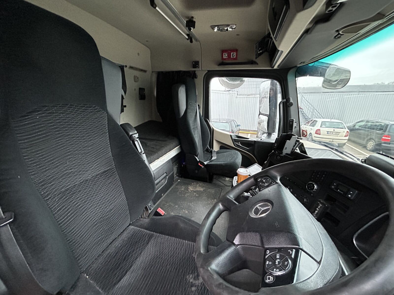 Mercedes-Benz 2018 Mercedes Benz Actros MP4 EURO 6 breaking for parts - Cab and interior for Truck: picture 5 Mercedes-Benz 2018 Mercedes Benz Actros MP4 EURO 6 breaking for parts - Cab and interior for Truck: picture 5