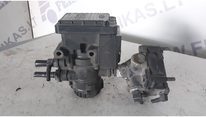 Mercedes-Benz Actros - Brake parts for Truck: picture 1 Mercedes-Benz Actros - Brake parts for Truck: picture 1
