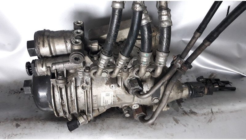 Mercedes-Benz Actros - Fuel filter for Truck: picture 1 Mercedes-Benz Actros - Fuel filter for Truck: picture 1