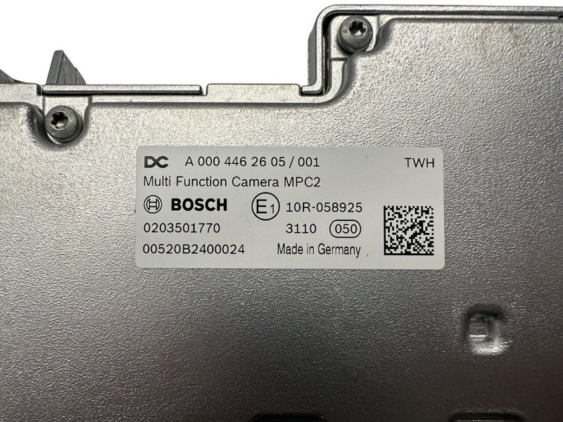 Mercedes-Benz NEW Multi Function Camera MPC2, front assist camera - Sensor for Truck: picture 4 Mercedes-Benz NEW Multi Function Camera MPC2, front assist camera - Sensor for Truck: picture 4