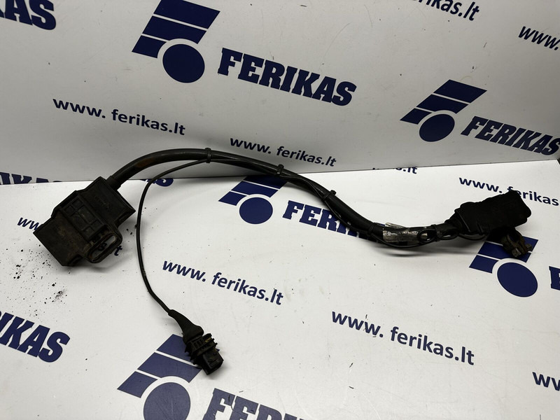 Mercedes-Benz battery sensor, klema - Sensor for Truck: picture 2 Mercedes-Benz battery sensor, klema - Sensor for Truck: picture 2