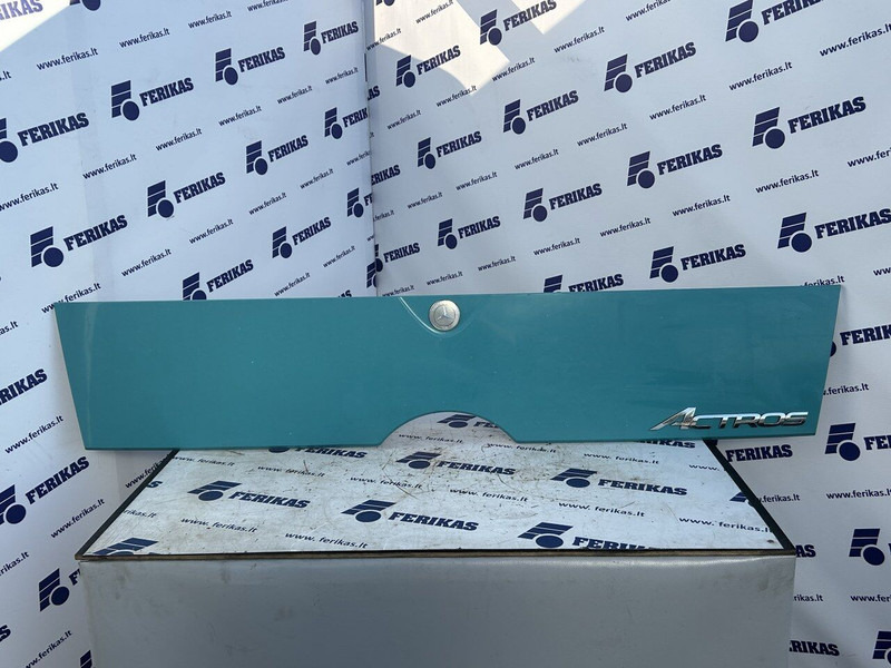 Mercedes-Benz bonnet part - Hood for Truck: picture 1 Mercedes-Benz bonnet part - Hood for Truck: picture 1