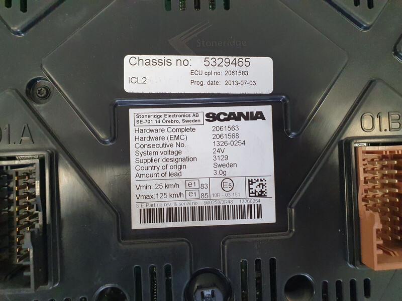 Scania instrument cluster - Dashboard for Truck: picture 3 Scania instrument cluster - Dashboard for Truck: picture 3