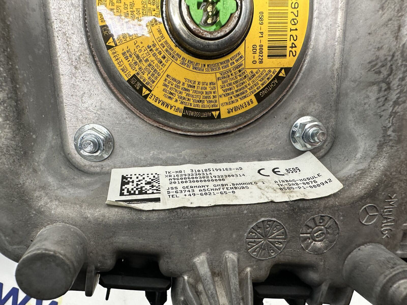 Mercedes-Benz Actros MP5 - Spare parts for Truck: picture 3 Mercedes-Benz Actros MP5 - Spare parts for Truck: picture 3