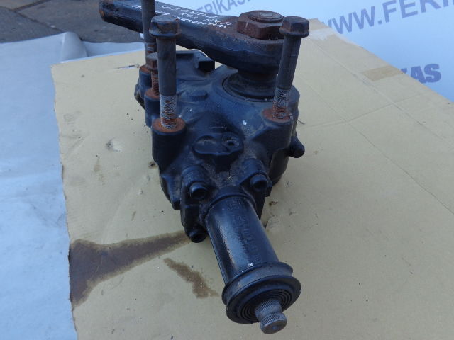 ZF TGA TGX - Steering gear for Truck: picture 1 ZF TGA TGX - Steering gear for Truck: picture 1