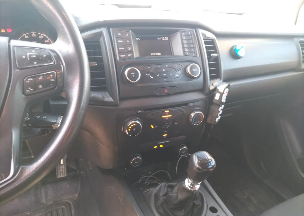 Pickup truck Ford Ranger 4x4 2.0 TDCI Straż strażacki pożarniczy ratowniczy pickup (Amarok, Navara, L200, Hilux): picture 15 Pickup truck Ford Ranger 4x4 2.0 TDCI Straż strażacki pożarniczy ratowniczy pickup (Amarok, Navara, L200, Hilux): picture 15