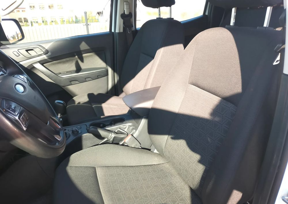 Pickup truck Ford Ranger 4x4 2.0 TDCI Straż strażacki pożarniczy ratowniczy pickup (Amarok, Navara, L200, Hilux): picture 13 Pickup truck Ford Ranger 4x4 2.0 TDCI Straż strażacki pożarniczy ratowniczy pickup (Amarok, Navara, L200, Hilux): picture 13