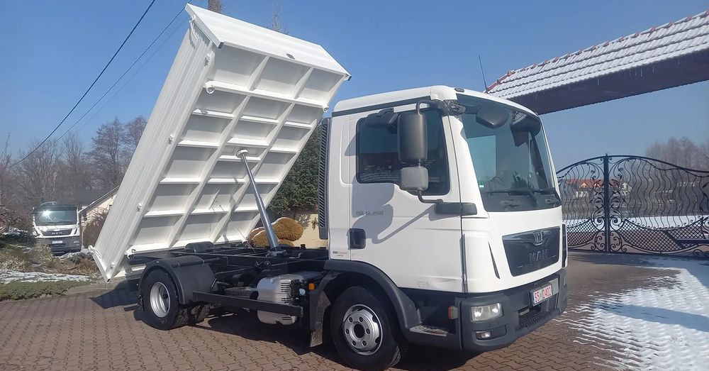 MAN TGL 12 250 EURO 6 - Tipper: picture 1 MAN TGL 12 250 EURO 6 - Tipper: picture 1