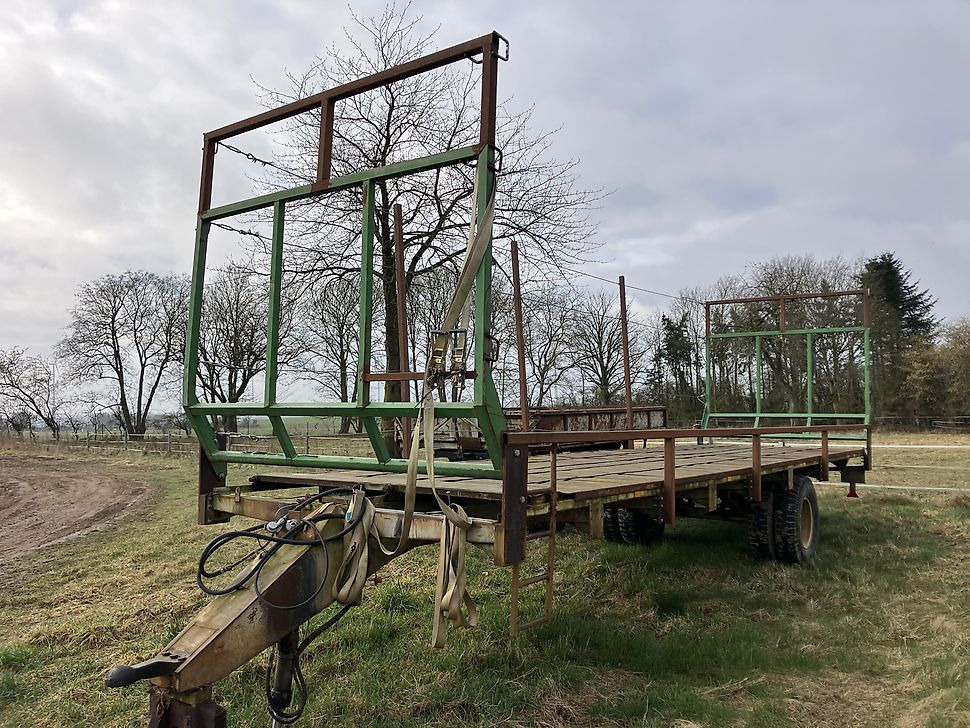 Türpisch Landmaschinen
Herr Christian Türpisch - - Farm platform trailer: picture 1 Türpisch Landmaschinen
Herr Christian Türpisch - - Farm platform trailer: picture 1