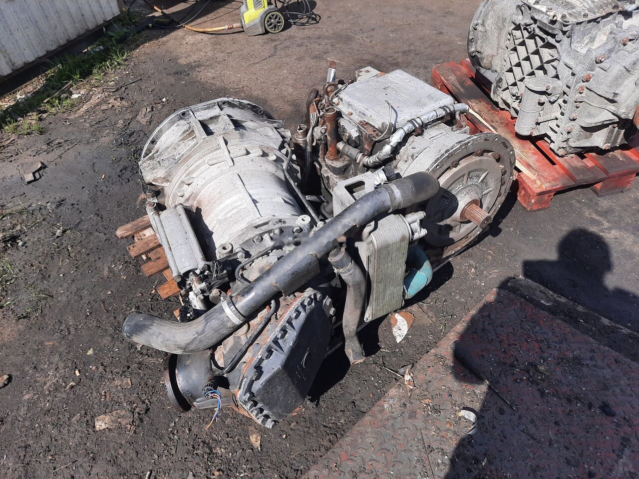 IVECO ZF 6HP604C Cursor 8. 6HP594C IVECO Cursor 8 - Gearbox for Bus: picture 2 IVECO ZF 6HP604C Cursor 8. 6HP594C IVECO Cursor 8 - Gearbox for Bus: picture 2