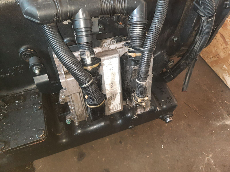 MAN E2876LUH03 - Engine: picture 5 MAN E2876LUH03 - Engine: picture 5