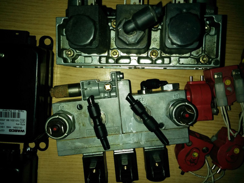 Mercedes-Benz закрытия двери BOSCH 0481500007 - Spare parts: picture 4 Mercedes-Benz закрытия двери BOSCH 0481500007 - Spare parts: picture 4