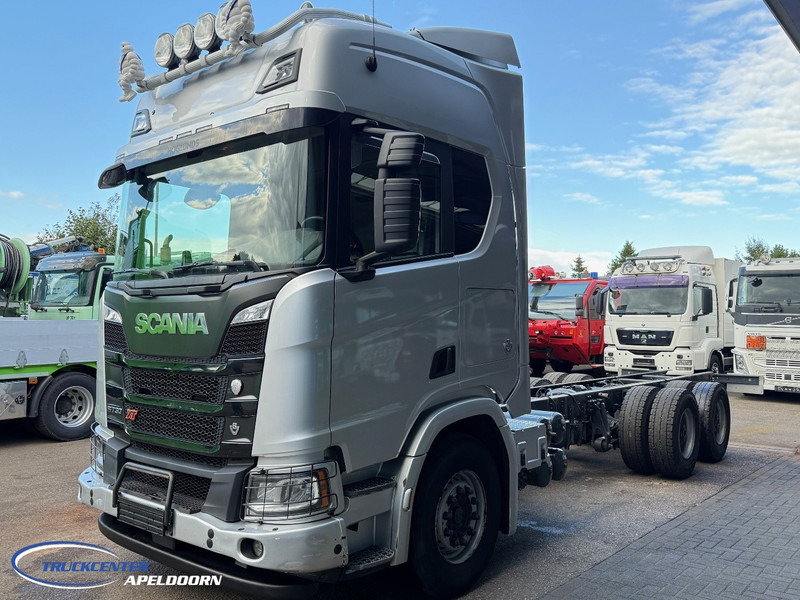 Scania R730 XT NGS V8 6x4 Naafreductie, Retarder, PTO - Cab chassis truck: picture 4 Scania R730 XT NGS V8 6x4 Naafreductie, Retarder, PTO - Cab chassis truck: picture 4