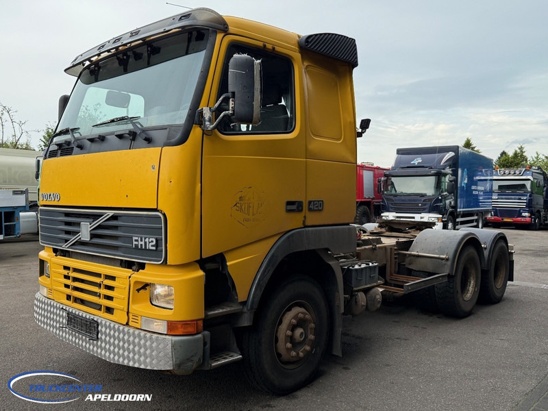 Volvo FH 12 - 420 6x4, Handgeschakeld, Hydrauliek - Tractor unit: picture 3 Volvo FH 12 - 420 6x4, Handgeschakeld, Hydrauliek - Tractor unit: picture 3