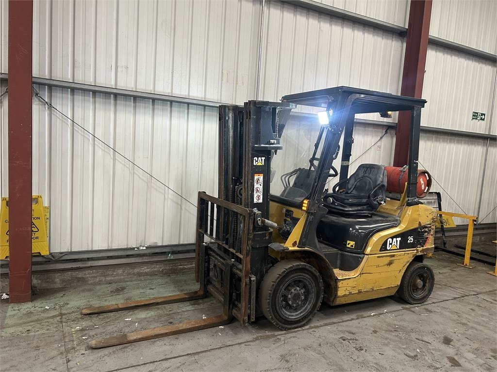 CAT GP20NT  - LPG forklift: picture 2 CAT GP20NT  - LPG forklift: picture 2