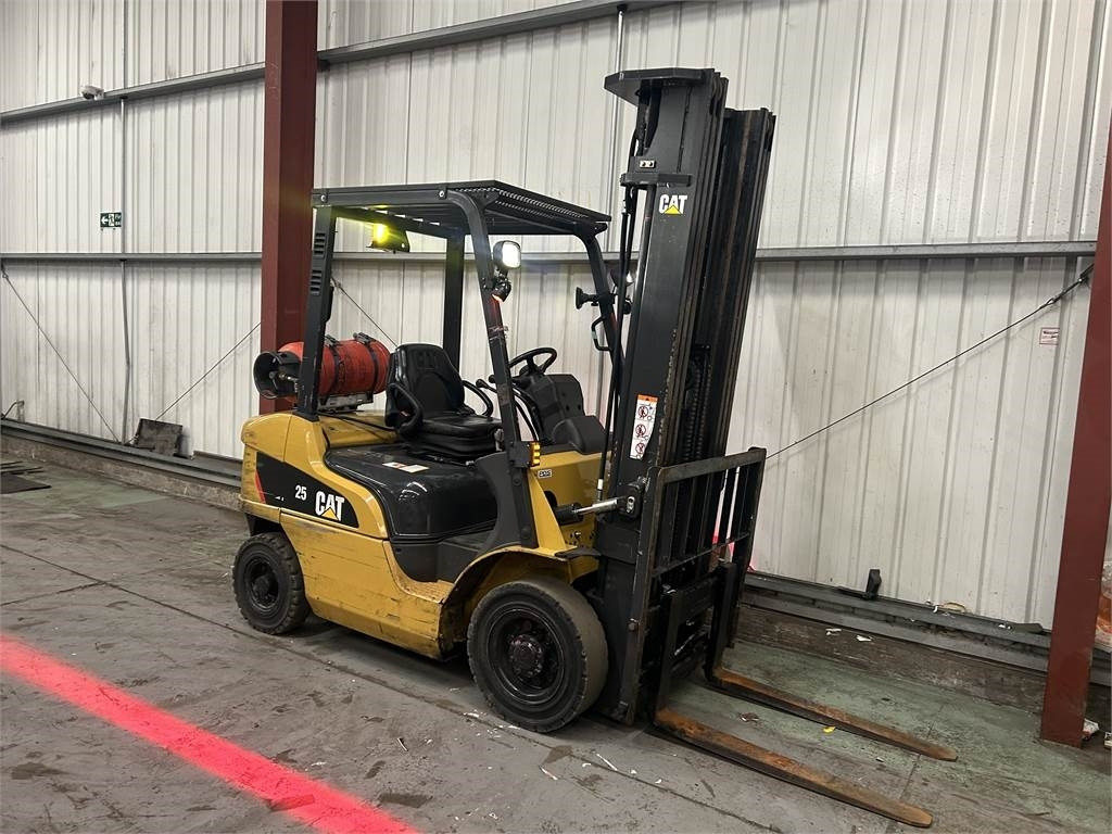 CAT GP25NT  - LPG forklift: picture 4 CAT GP25NT  - LPG forklift: picture 4